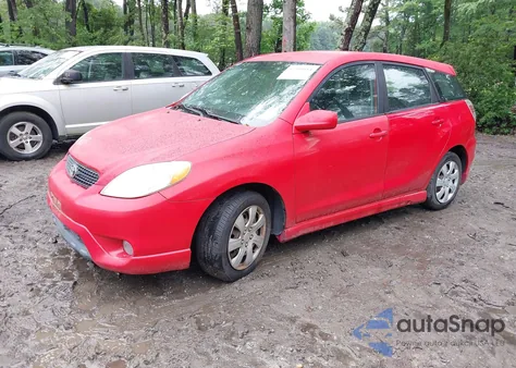 2006 Toyota Matrix Xr z USA, uszkodzony, nr VIN 2T1KR32E66C555896